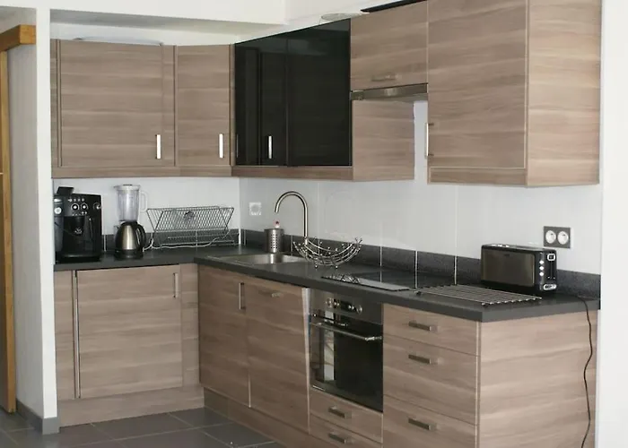 96, Heliovillage Au Village Naturiste * Agde